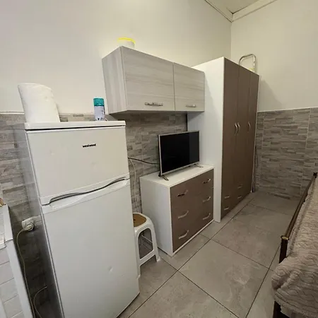 Cikohouse Νάπολη